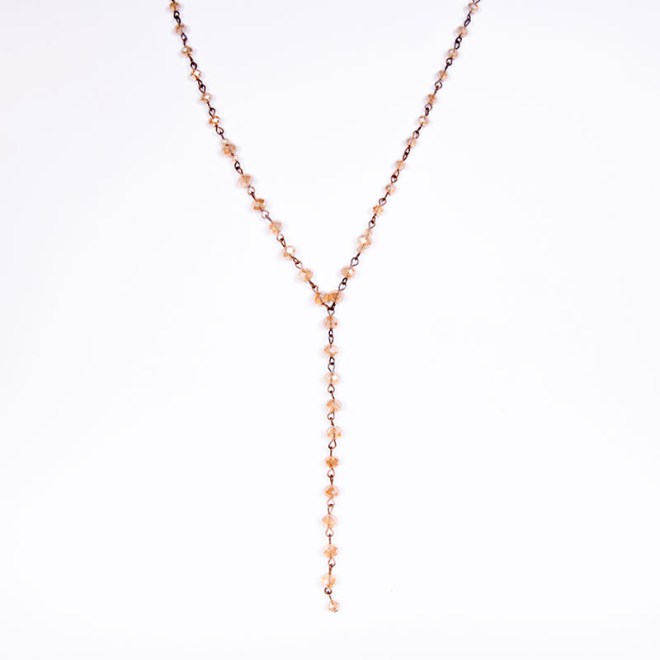 Κολιέ ροζάριο με μπρονζέ αντικέ γράνες και μπεζ κρυστάλλινες χάντρες 8mm