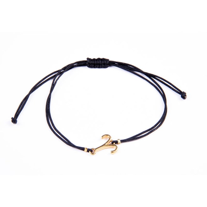 Μίνιμαλ βραχιόλι με μαύρο κορδόνι, επίχρυσο μοτίφ 24Κ ζώδιο "Κριός" και αυξομείωση