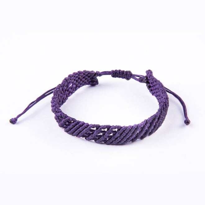 Βραχιόλι μακραμέ μωβ με κερωμένο κορδόνι, με αυξομείωση