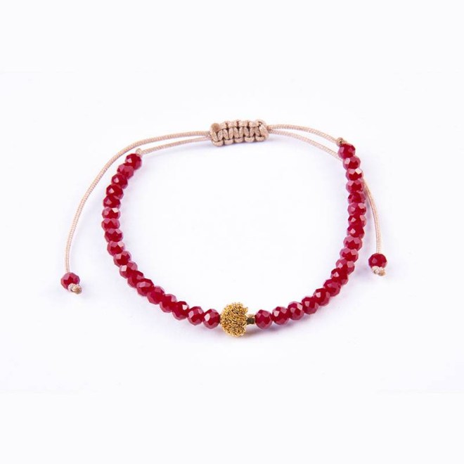 Βραχιόλι με κρυστάλλινες χάντρες κόκκινες 4mm και μεταλλικό μοτίφ χρυσό δέντρο της ζωής, κλείνει με αυξομείωση