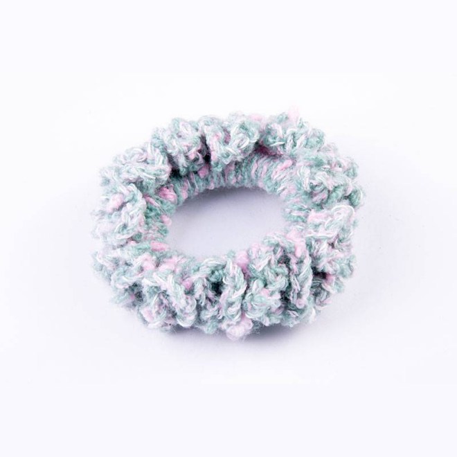 Scrunchie πλεκτό πράσινο με ροζ