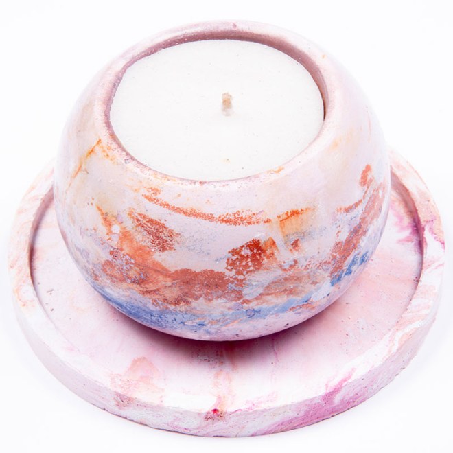 Χειροποίητο αρωματικό κερί σόγιας 100γρ σε χειροποίητο τσιμεντένιο σκεύος και βάση στρόγγυλη