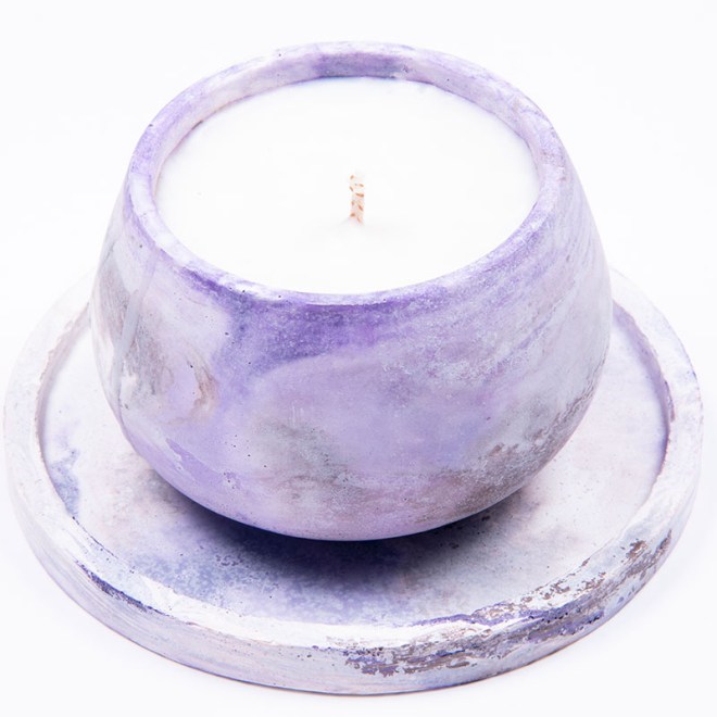 Χειροποίητο αρωματικό κερί σόγιας 100γρ σε χειροποίητο τσιμεντένιο σκεύος και βάση στρόγγυλη